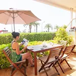Seafront L\'Estartit Apartments