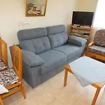 Apartamento Luminoso Con Vista Al Mar, Balcon, Aparcamiento, Aire Acondicionado Y Cocina Equipada En Roses - Es-204-10
