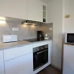 Apartamento Renovado En El Centro De Roses A Solo 150M De La Playa, Ideal Para Parejas - Es-228-110