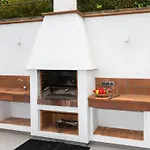 Villa Palmbeach By Interhome