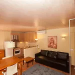 Gardens Of Roman Wall Host Onyarapartments