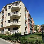 Pretty Apartment With Balcony