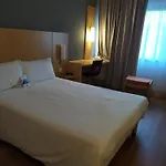 Ibis Girona
