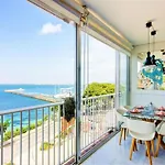 Charming Apartment In Nature