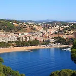 Lloguer30 El Far, Swimming Pool And Parking