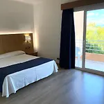 Nautilus Hotel
