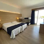 Nautilus Hotel