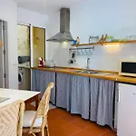 T1- Family Getaway 50M From The Beach