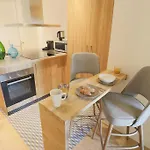 Apartaments Placa Del VI