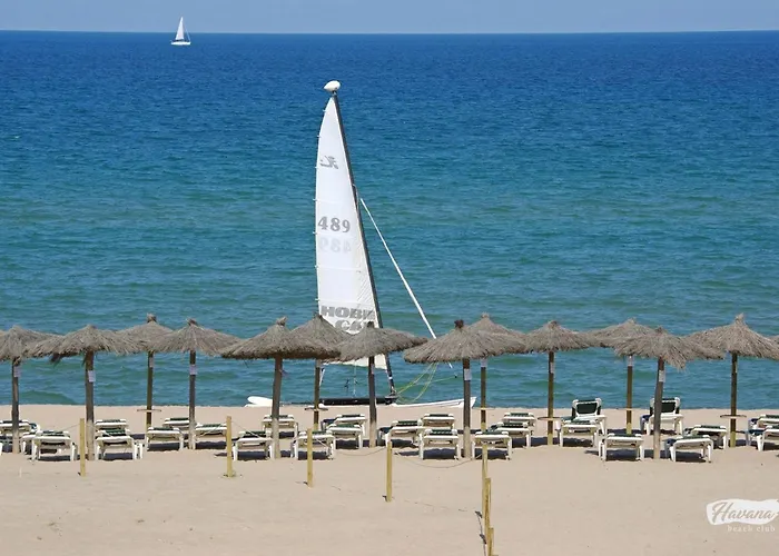 Casa Adosada En Playa De Pals By Apartaments Golf