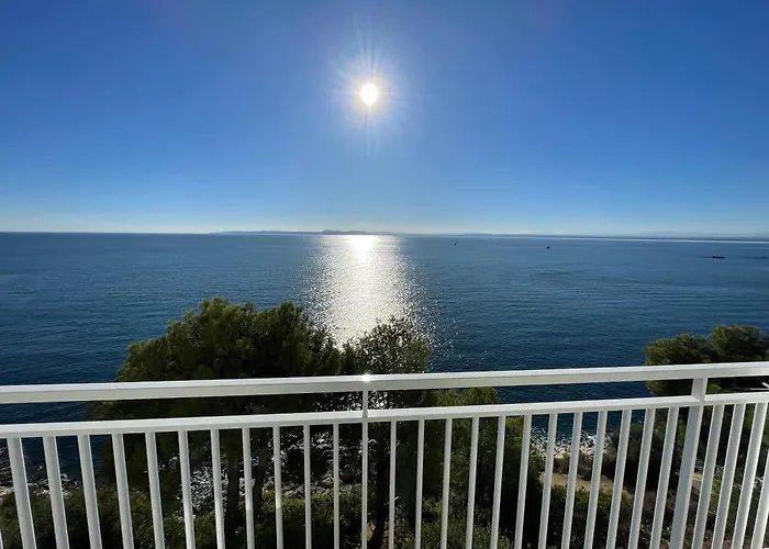 Overthesea - Pueblecito Apartment