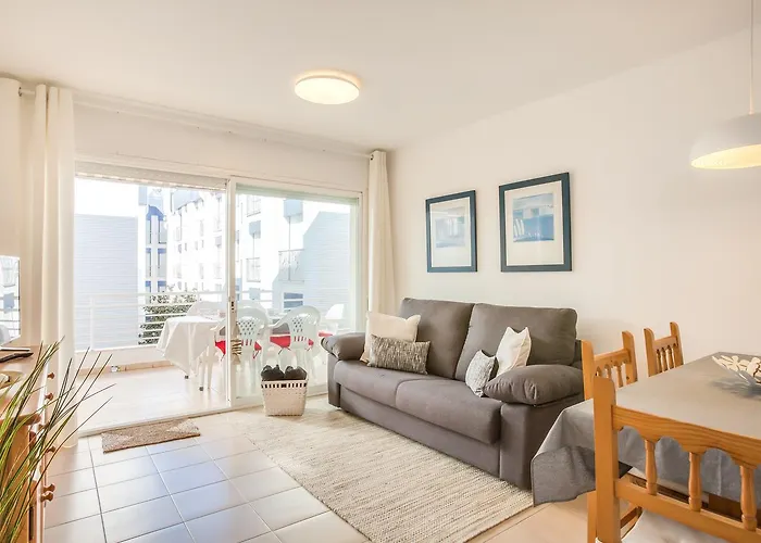Lets Holidays White Apartment With Terrace, Ac & Parking, Near Beach