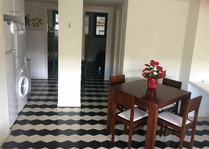Moderno Apartamento Sobre El Rio