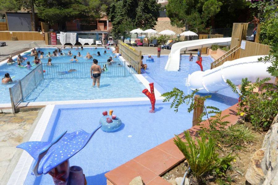 Campsite Camping Senia Cala Canyelles *