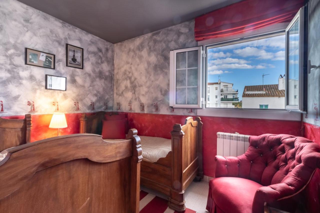 Сasa de vacaciones Goldhome - Currican - Casa Con Amarre, Terraza, Barbacoa, Wifi Ampuriabrava