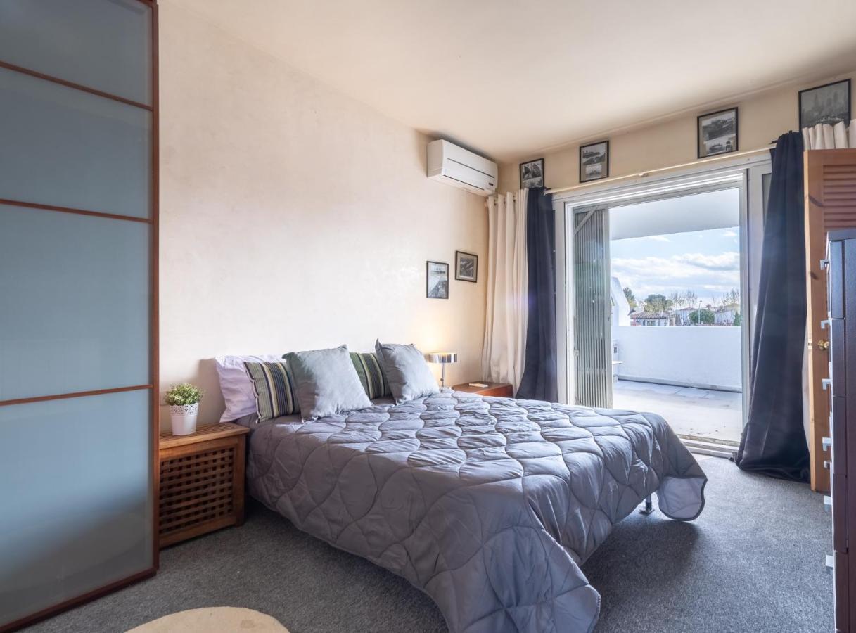 Goldhome - Currican - Casa Con Amarre, Terraza, Barbacoa, Wifi Сasa de vacaciones