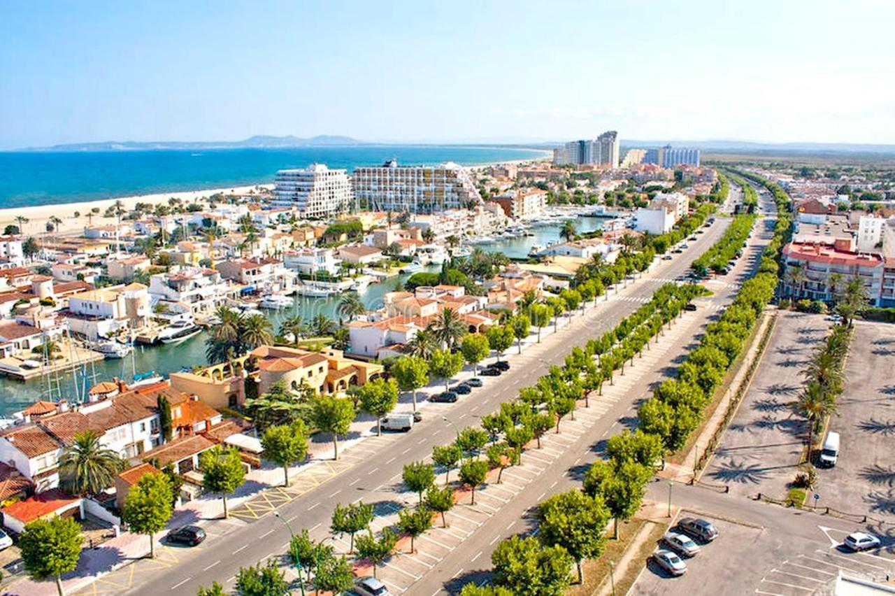 Unsejouraempuriabrava-terrasse-vue -clime- Wifi Parking * Empuriabrava