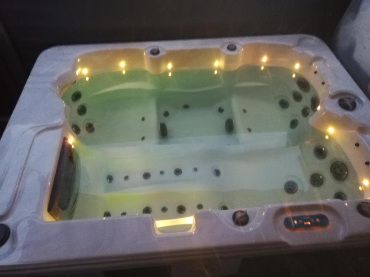 Bed and breakfast Nueva Jacuzzi Relax Beach&mountain Palamós