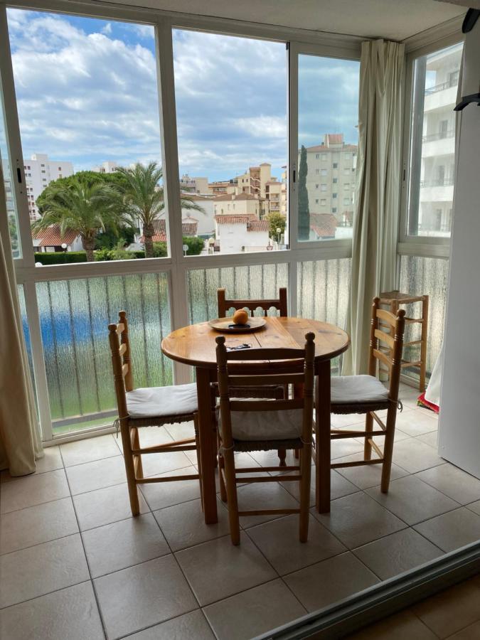Apartamento 100m De La Playa * Roses