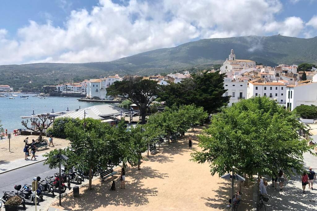 Сasa de vacaciones Roques - Casa En Primera Línea De Mar En *