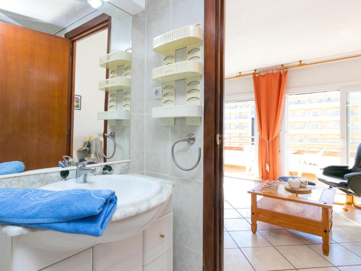 Studio Holiday Center-5 By Interhome Apartment