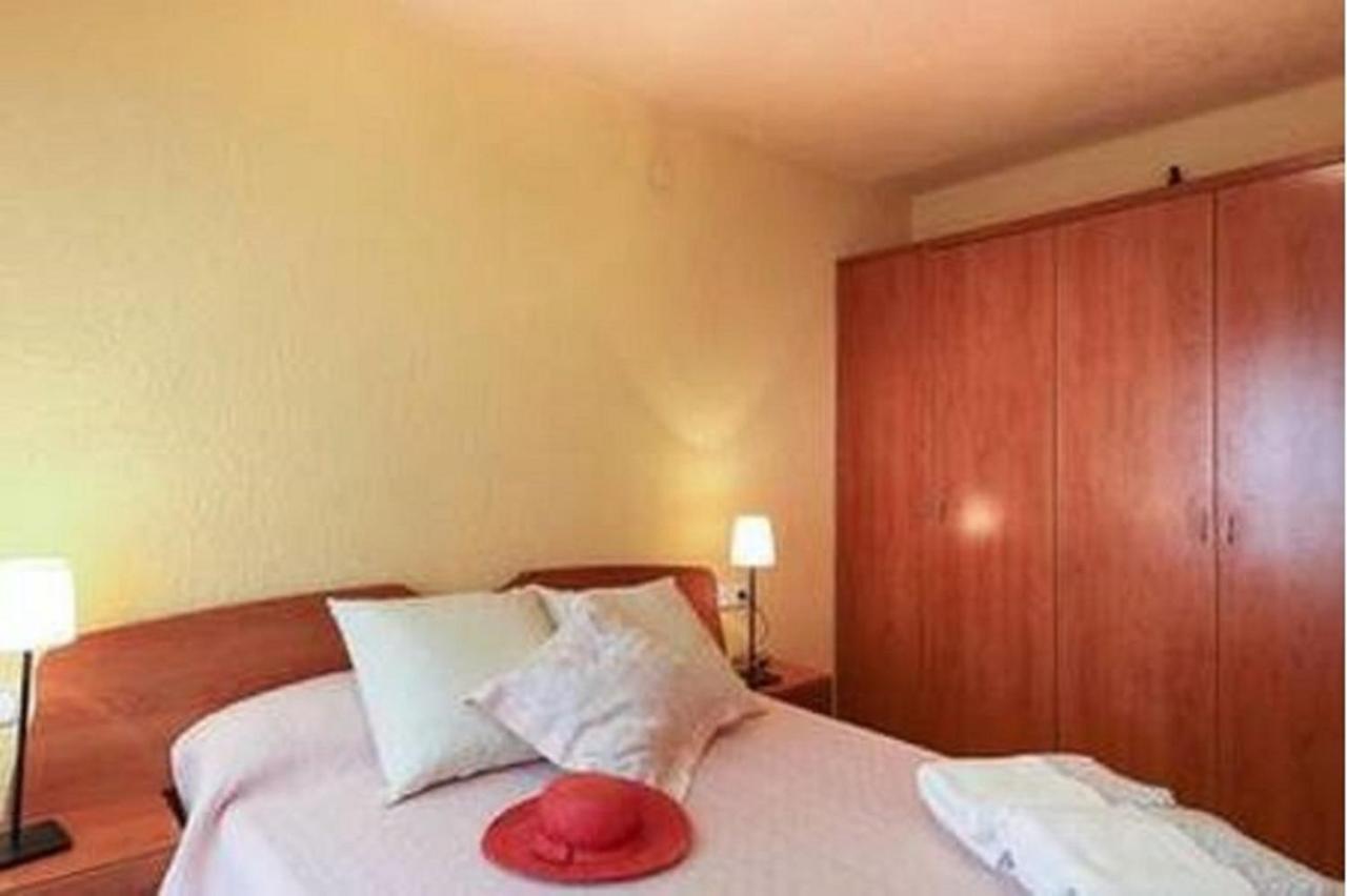 Acogedor Apartamento Con Terraza En *