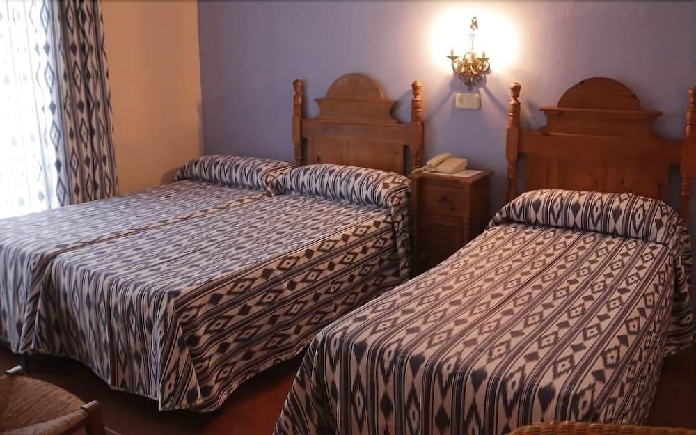 Hotel Urh Tossa Del Mar 3*