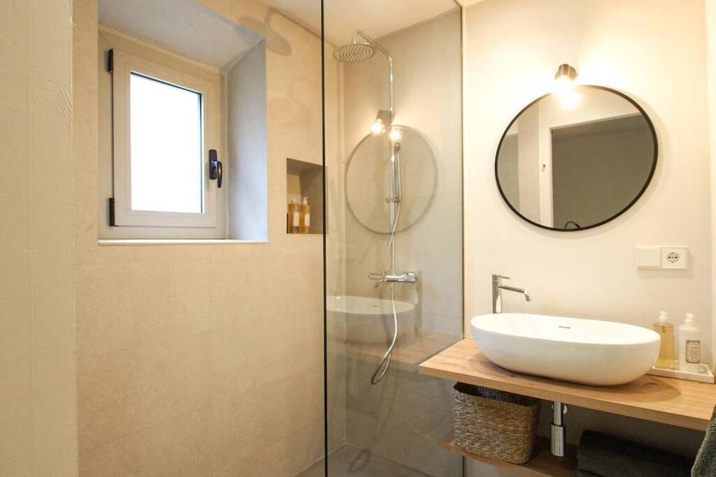 Velo Vern 2 Luxury In The Old Town Apartamento *