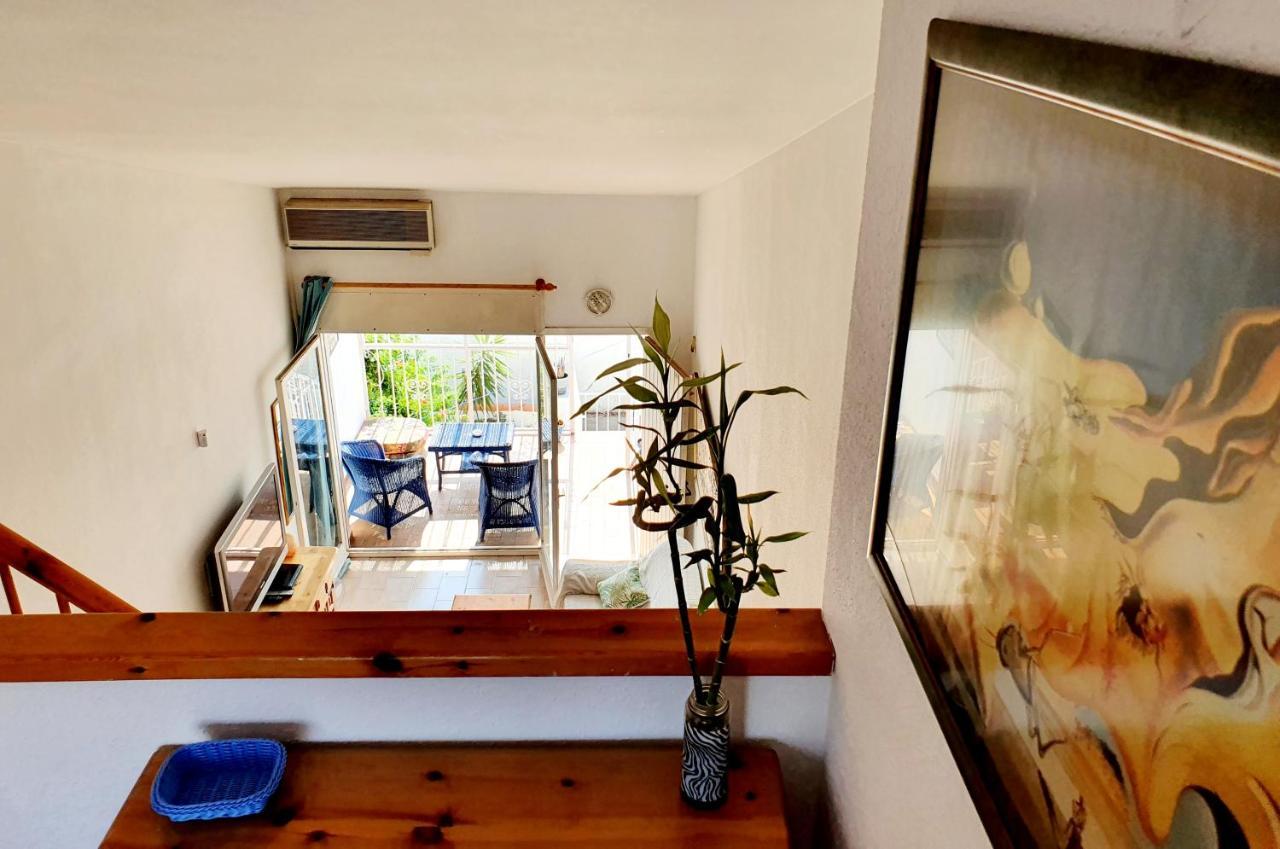 Bonita Casa Con Terraza Y Patio