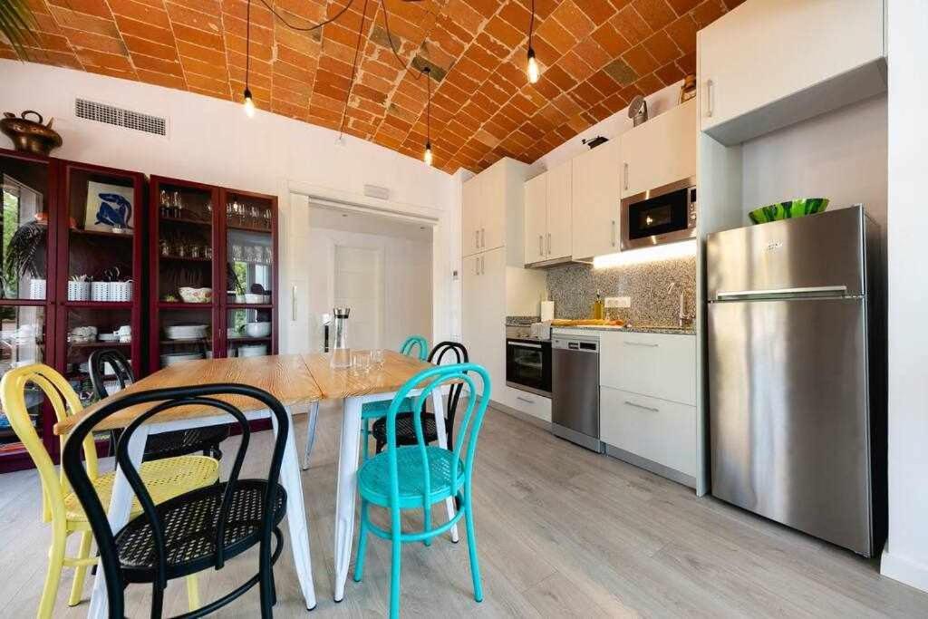Newly Renovated W Pool & Bikeparking Gerona