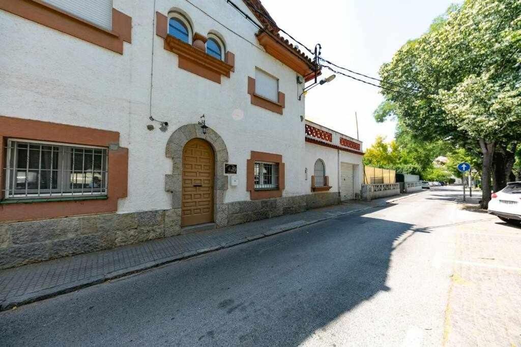 Newly Renovated W Pool & Bikeparking Gerona