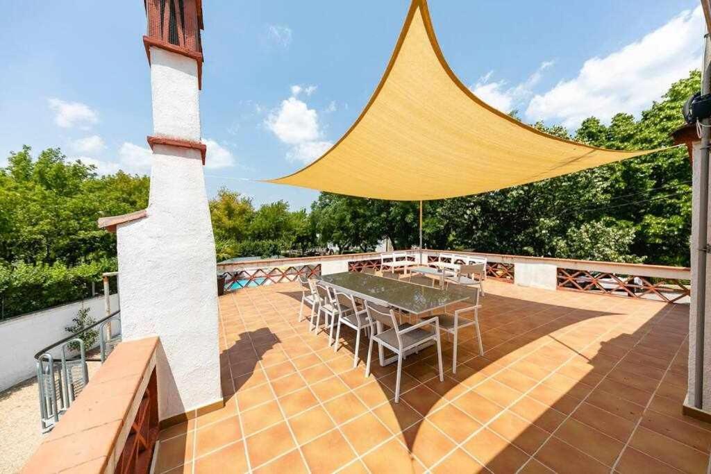 Newly Renovated W Pool & Bikeparking Pensión Gerona