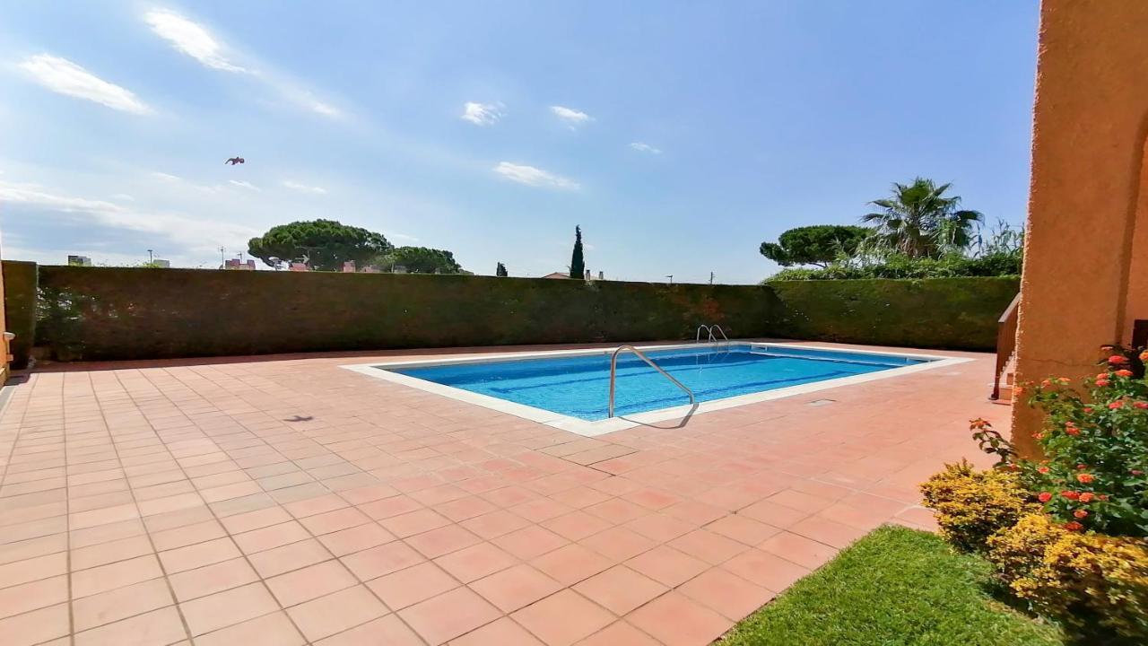 Vacay Ibiza, A Pie De La Piscina *