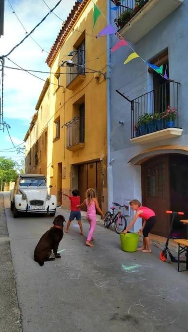 The Blue House Of The Costa Brava Arlet S Corner * Castellón de Ampurias