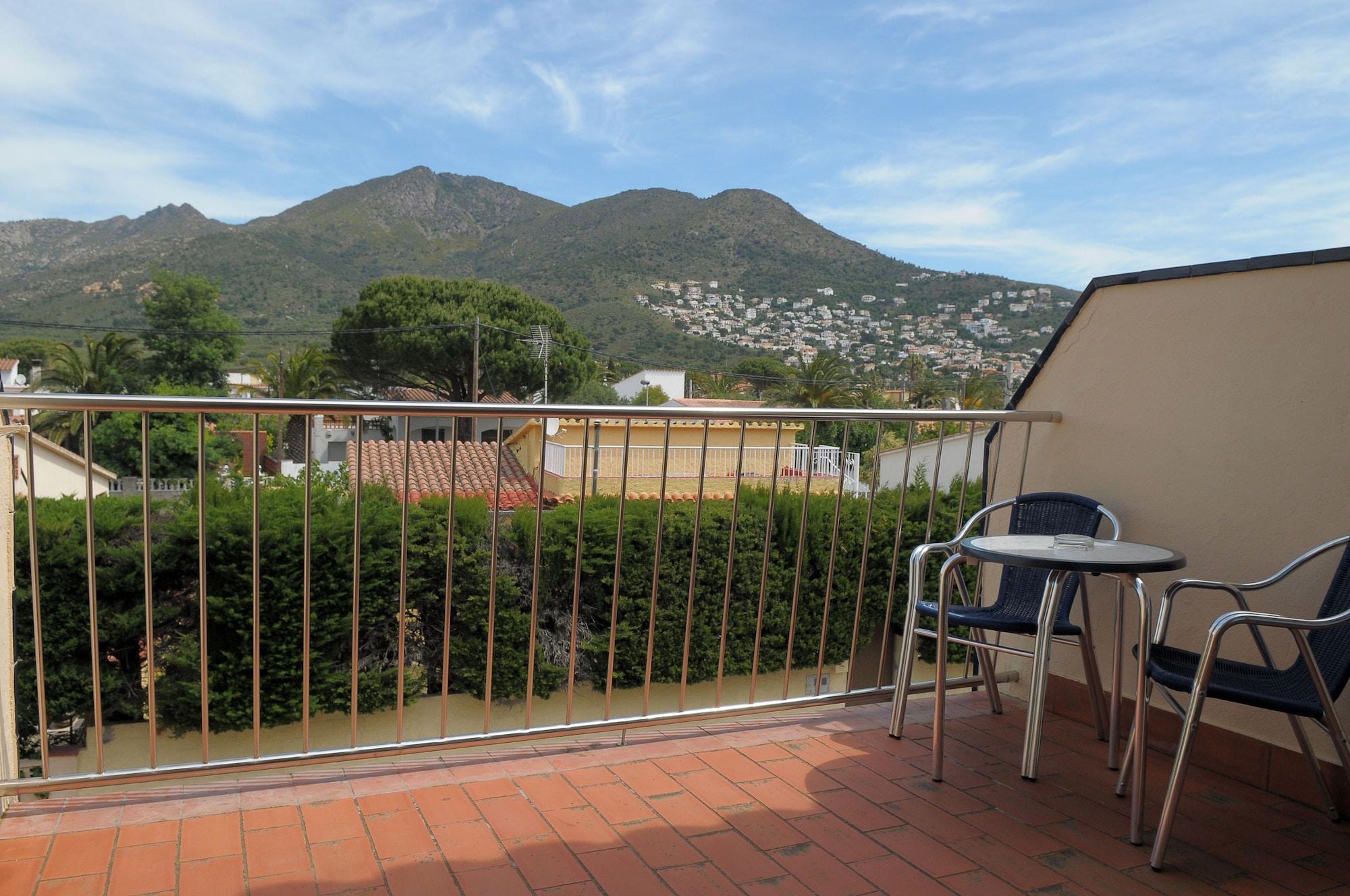 San Carlos 4*