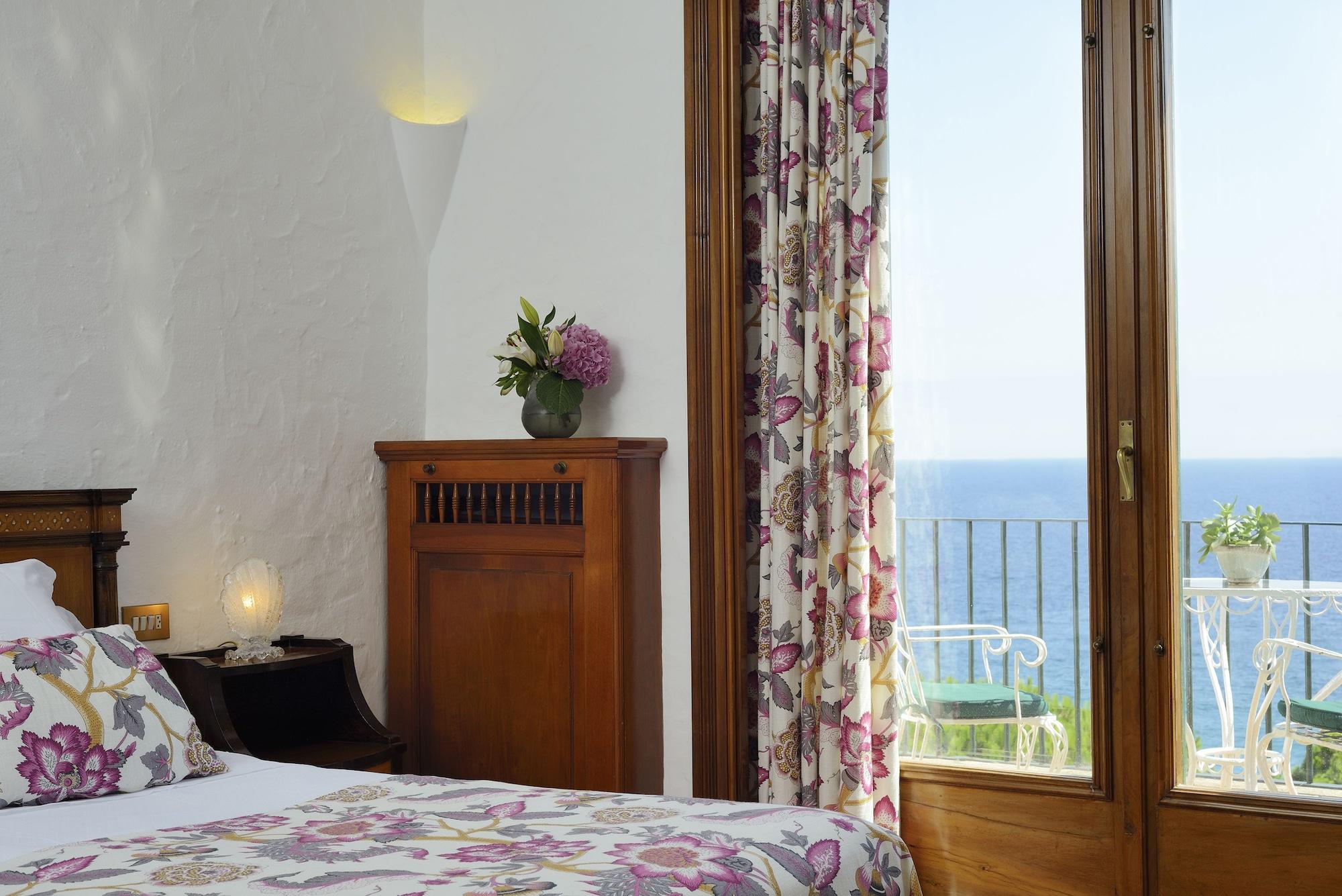 De La Gavina Gl - The Leading Of The World 5*