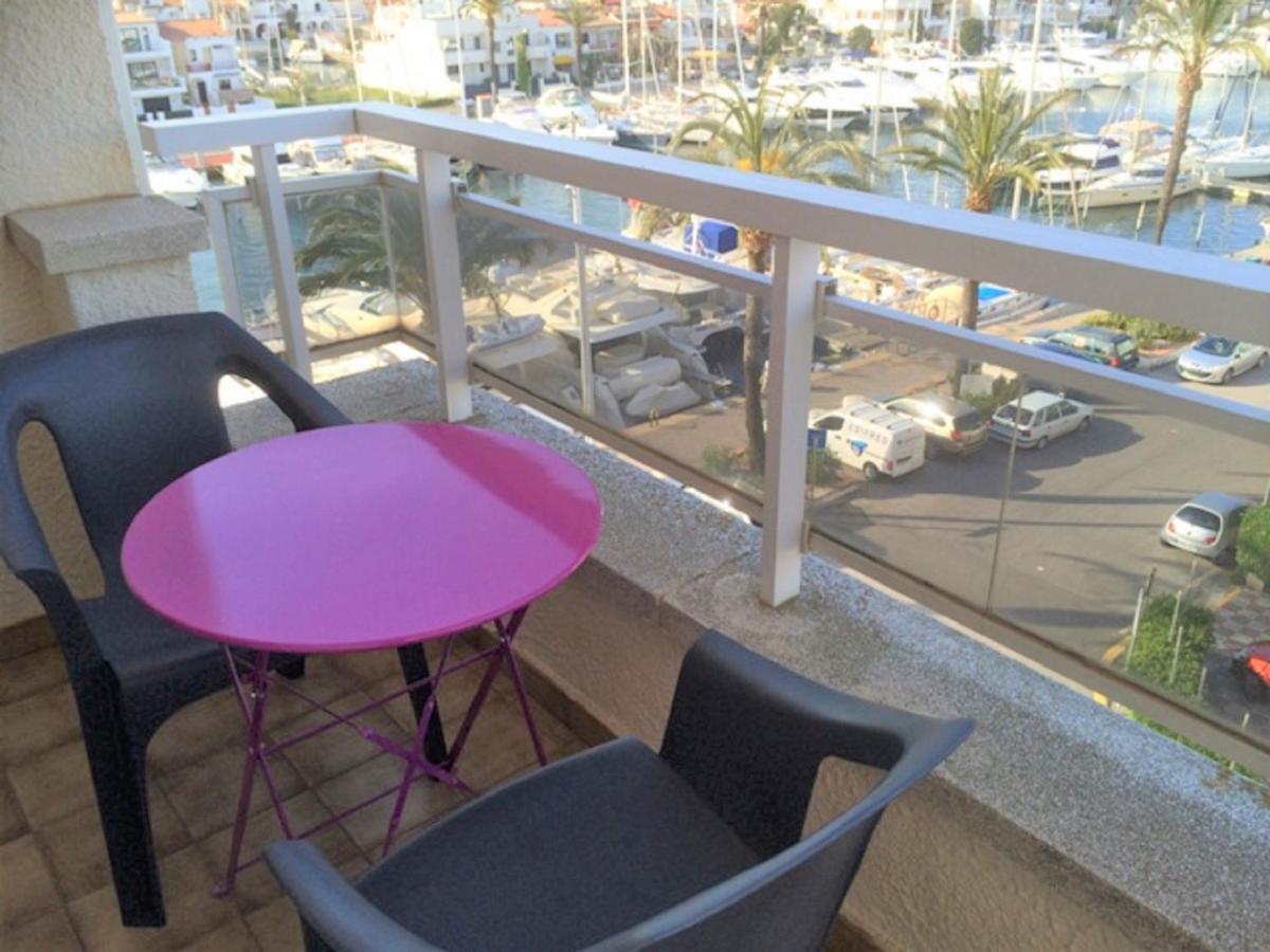 Estudio Vistas Marina Y Mar Ref 295 Empuriabrava