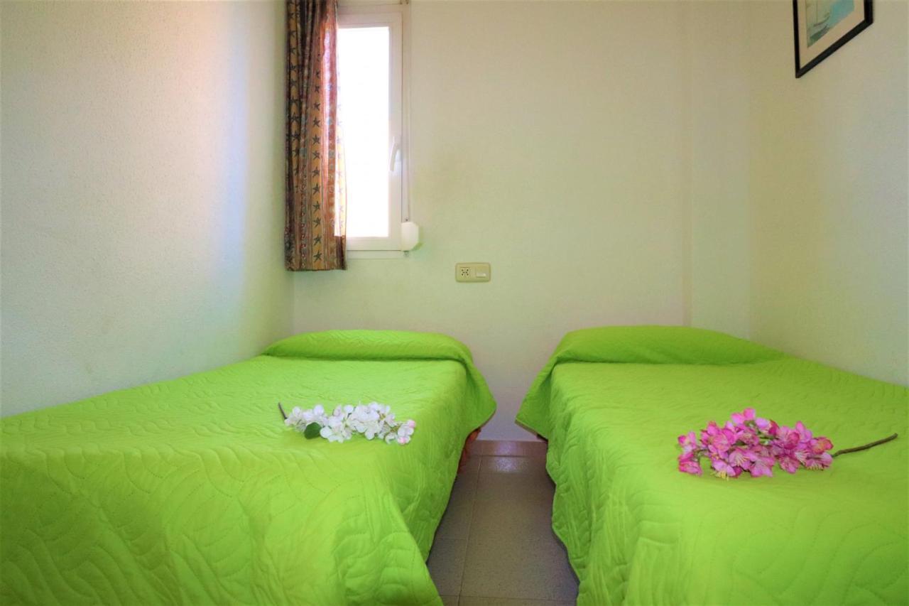 Apartamento Mediterraneo 2 3 6 - Barneda Rosas