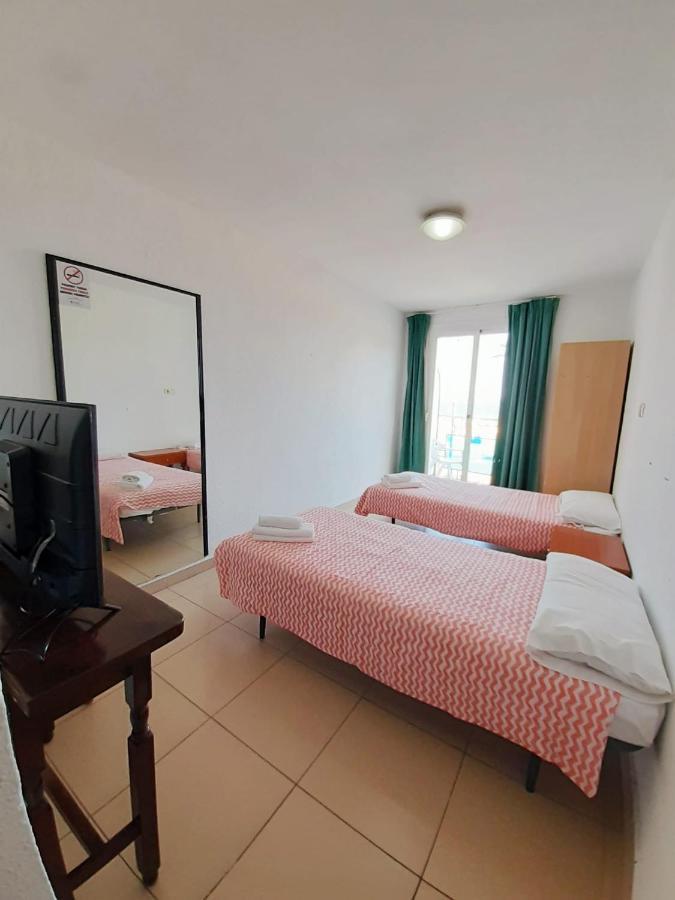 Hostal Lloret Playa 2*