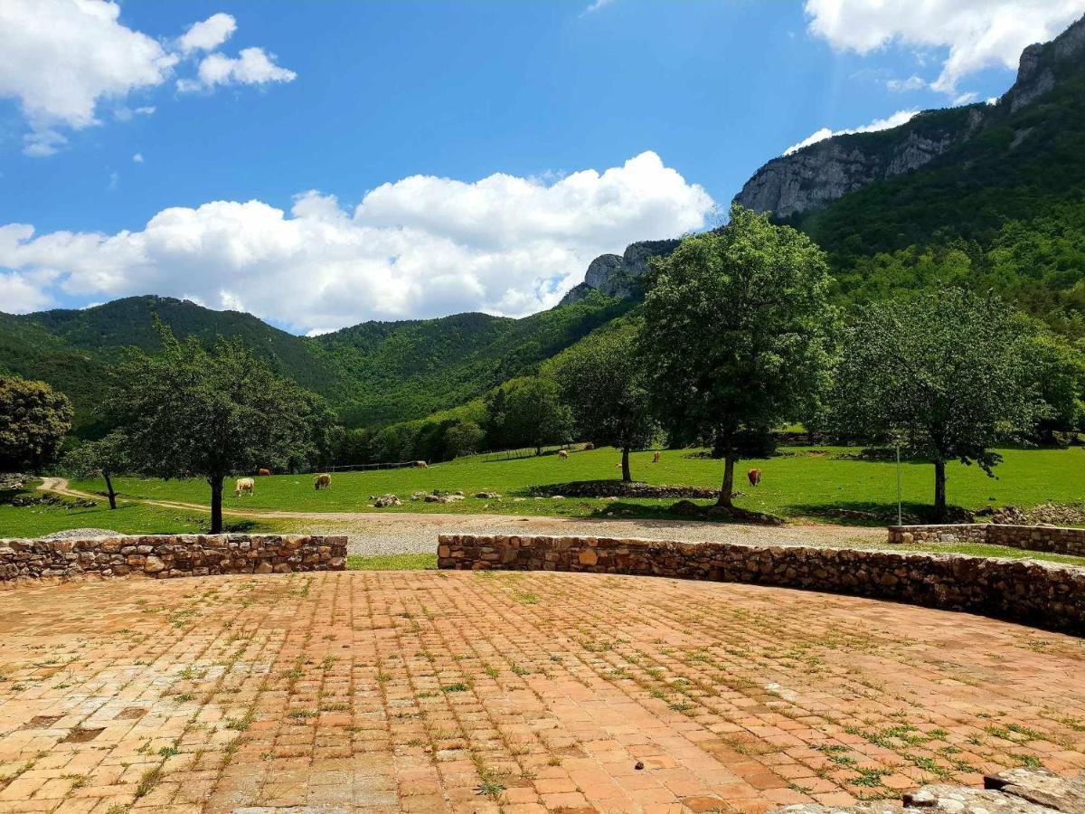 Casa En Paraje Natural Unico 25 Pax Holiday home *