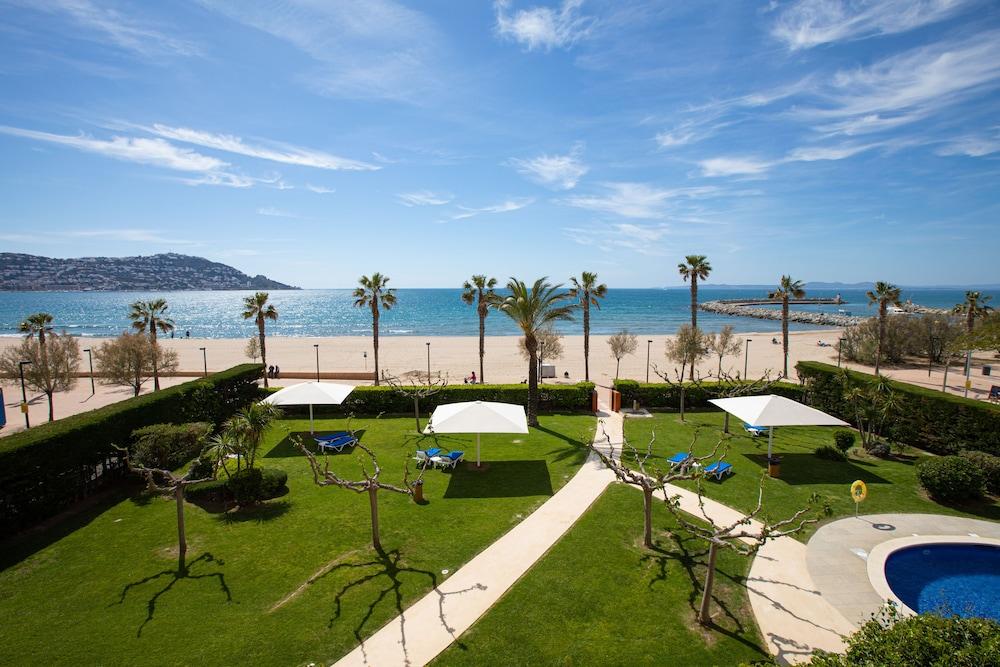 Hotel Prestige Victoria Rosas