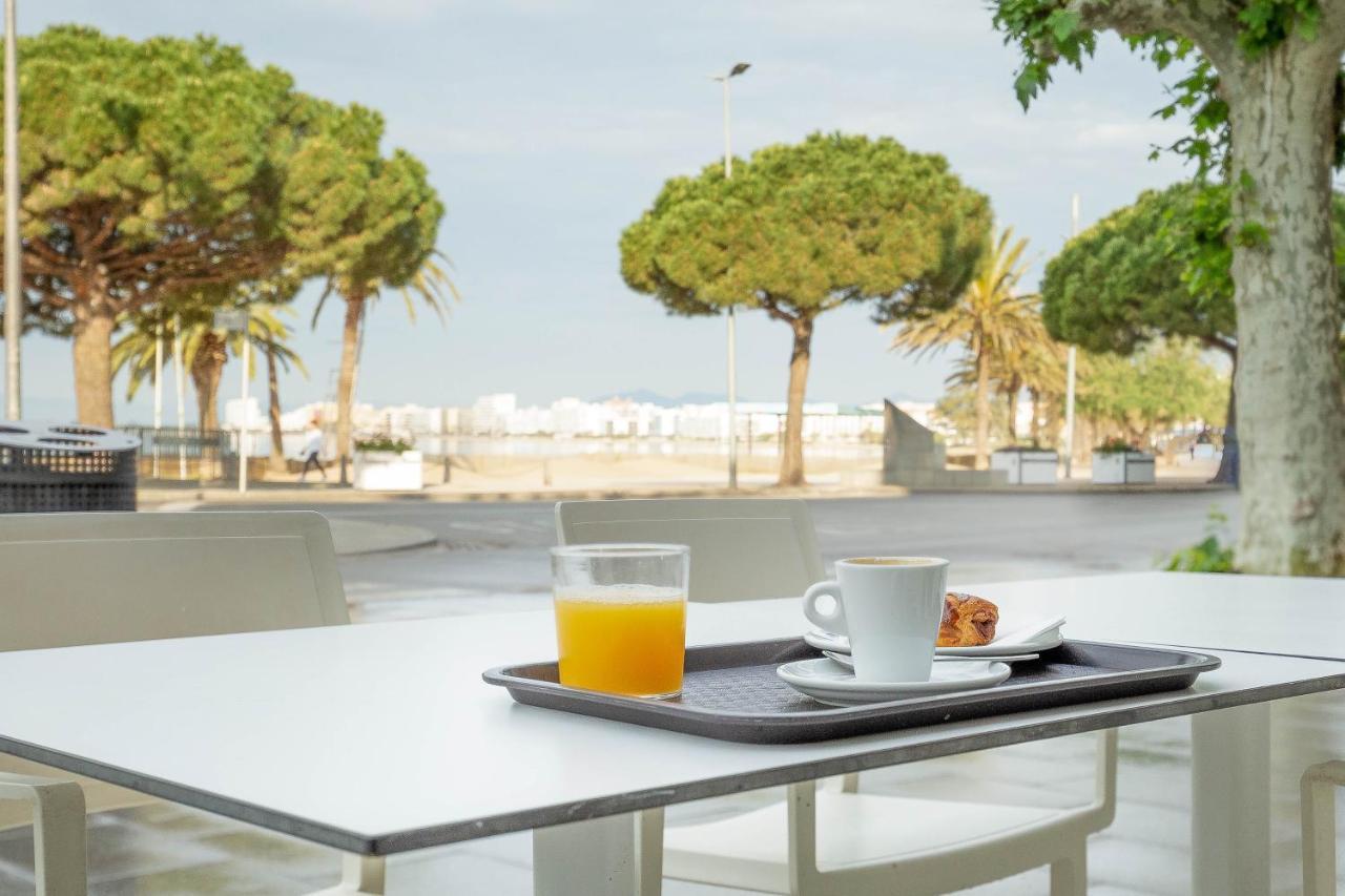 Hotel Vela 2*
