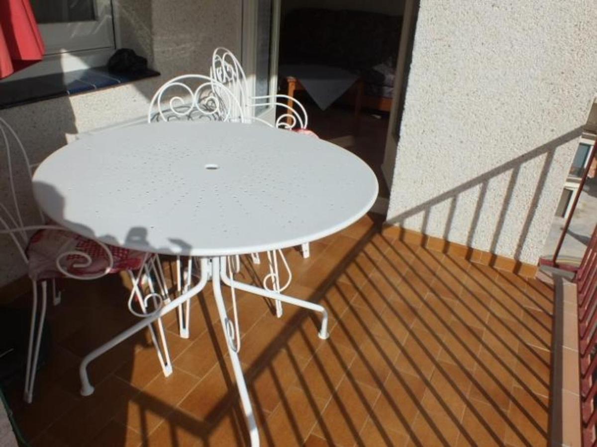 Apartamento Luminoso Con Vista Al Mar, Balcon, Aparcamiento, Aire Acondicionado Y Cocina Equipada En - Es-204-10 Rosas