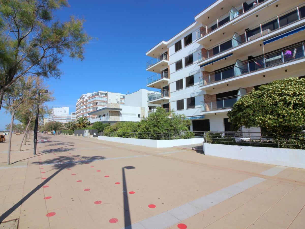 Apartamento Renovado A 20m De La Playa En Con Terraza Y Parking - Es-228-124 Rosas