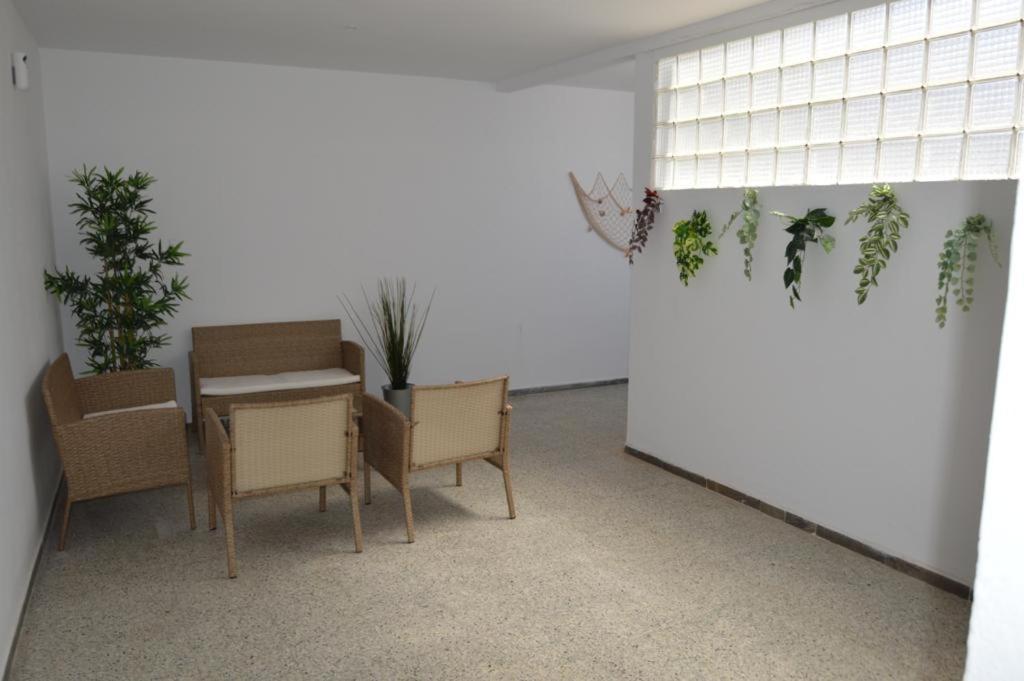 Center 6