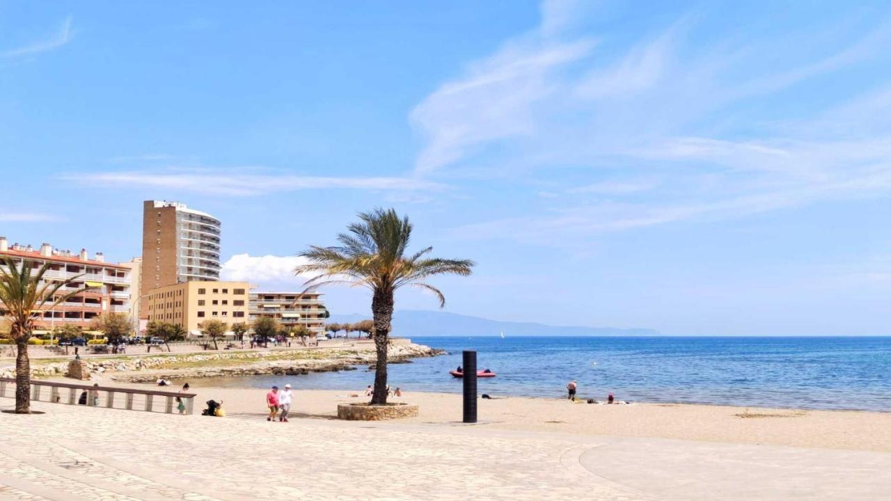 Vacay Costamar,es Amplio Y Luminoso Y A Pasos De La Playa! L' Escala