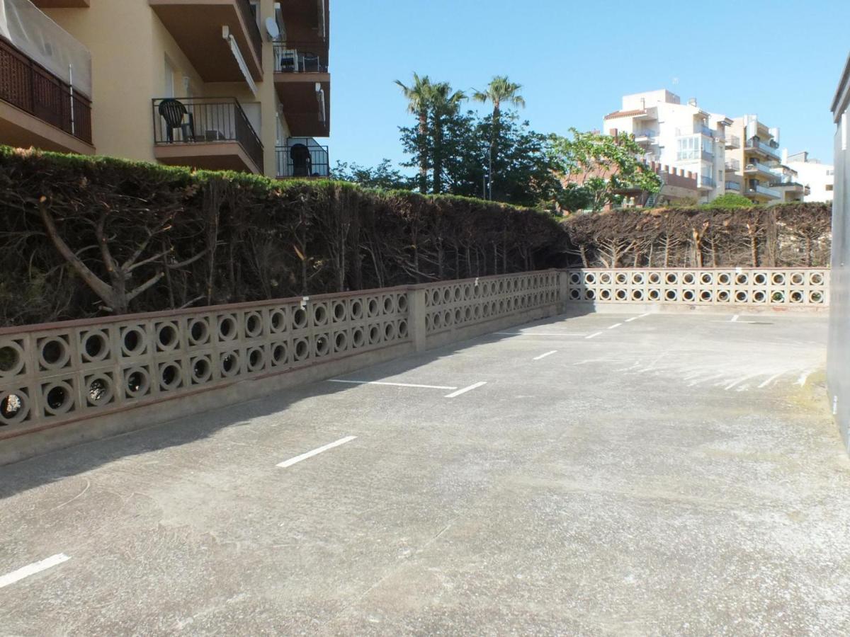 Apartamento Cerca De La Playa Con Terraza Y Parking En Roses, Costa Brava - Es-204-55 Rosas