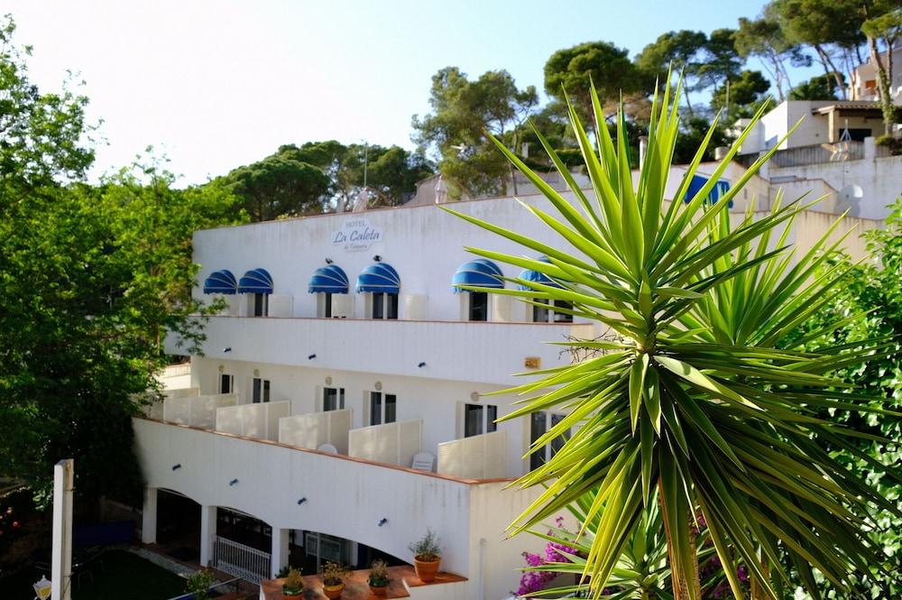 Hotel La Caleta De 3*