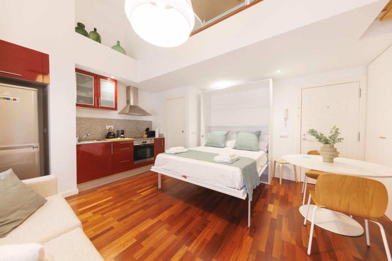 Bravissimo Placa Catalunya 2-1, Duplex * Girona