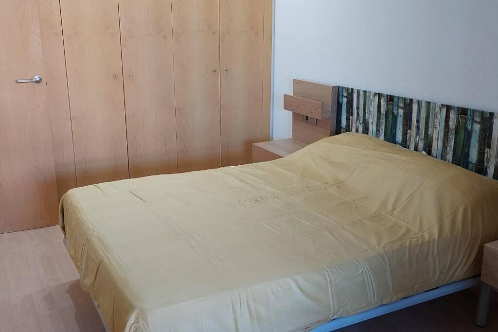 Amb Piscina I Zona Enjardinada Apartamento